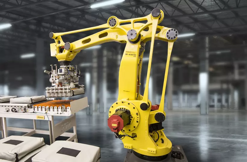 The FANUC M-410/110F-24C is a robot specifically designed for palletising and handling applications.