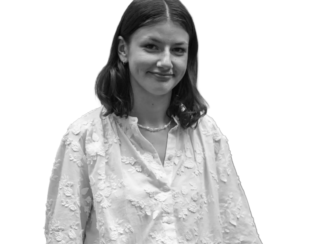 Ako Kunststoffe Case Study picture: plastic parts production relies on advanced FANUC ROBOSHOT machines and robots