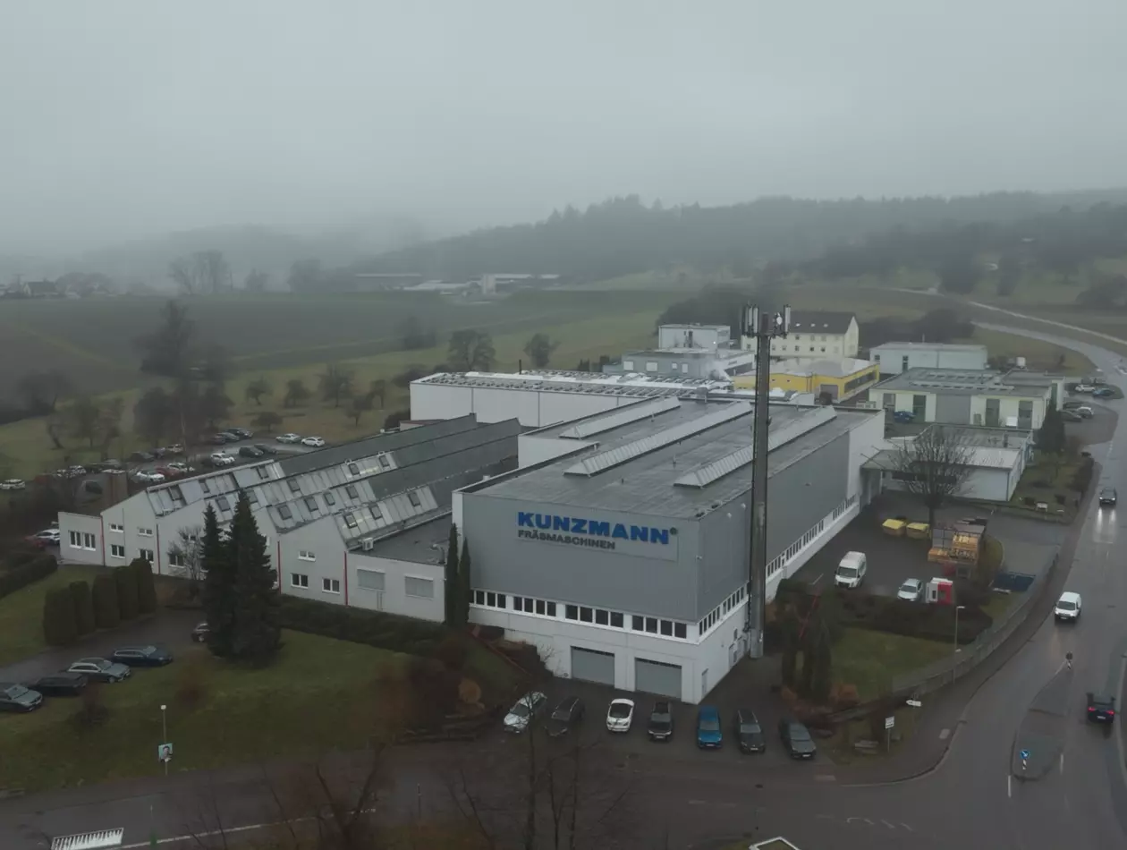 Kunzmann Case Study pictures: the machine tools builder introduced a FANUC CRX collaborative robot to facilitate both training and production activities