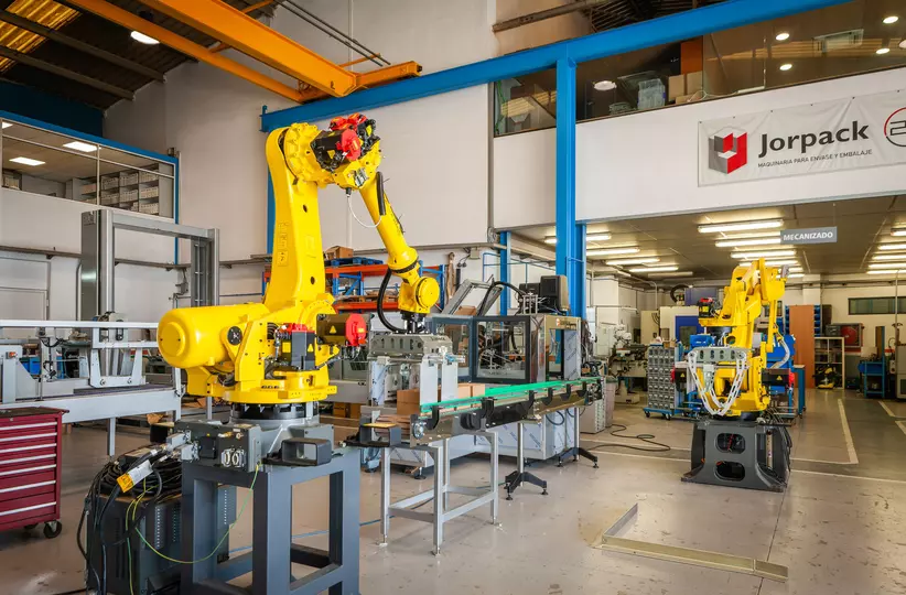 Success story video about the successful integrating of FANUC robots, including the R-2000 series and M-410 series at JORPACK, a leading Spanish packaging machinery provider. 