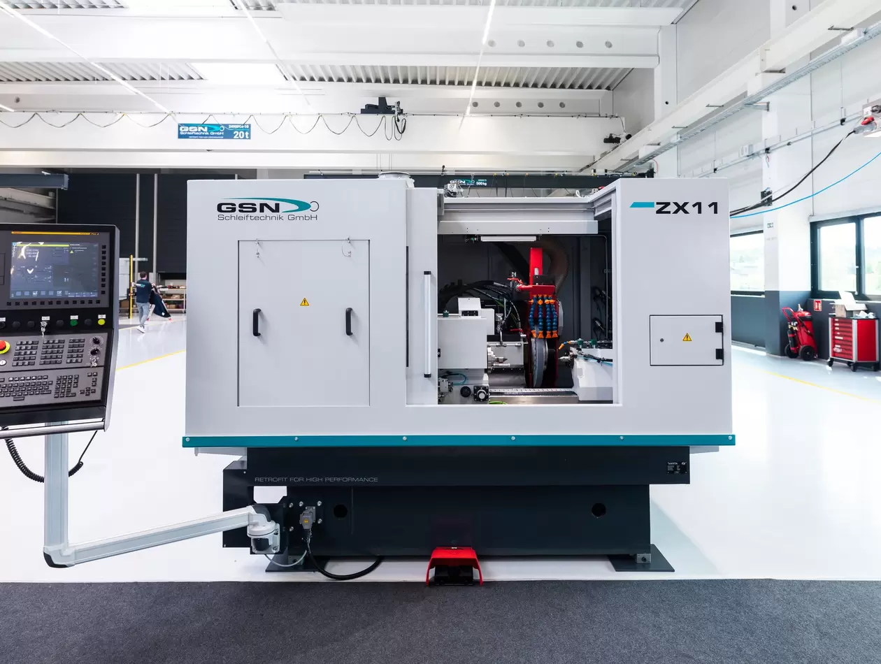 GSN Schleiftechnik case study pictures
The company is specialised in the overhaul of cylindrical grinding machines, transforming older equipment into high-performance production assets. By replacing obsolete electronics and drive systems with modern FANUC CNC technology, GSN gives customers a cost-effective alternative to buying new machines, while retaining familiar tooling and equipment.