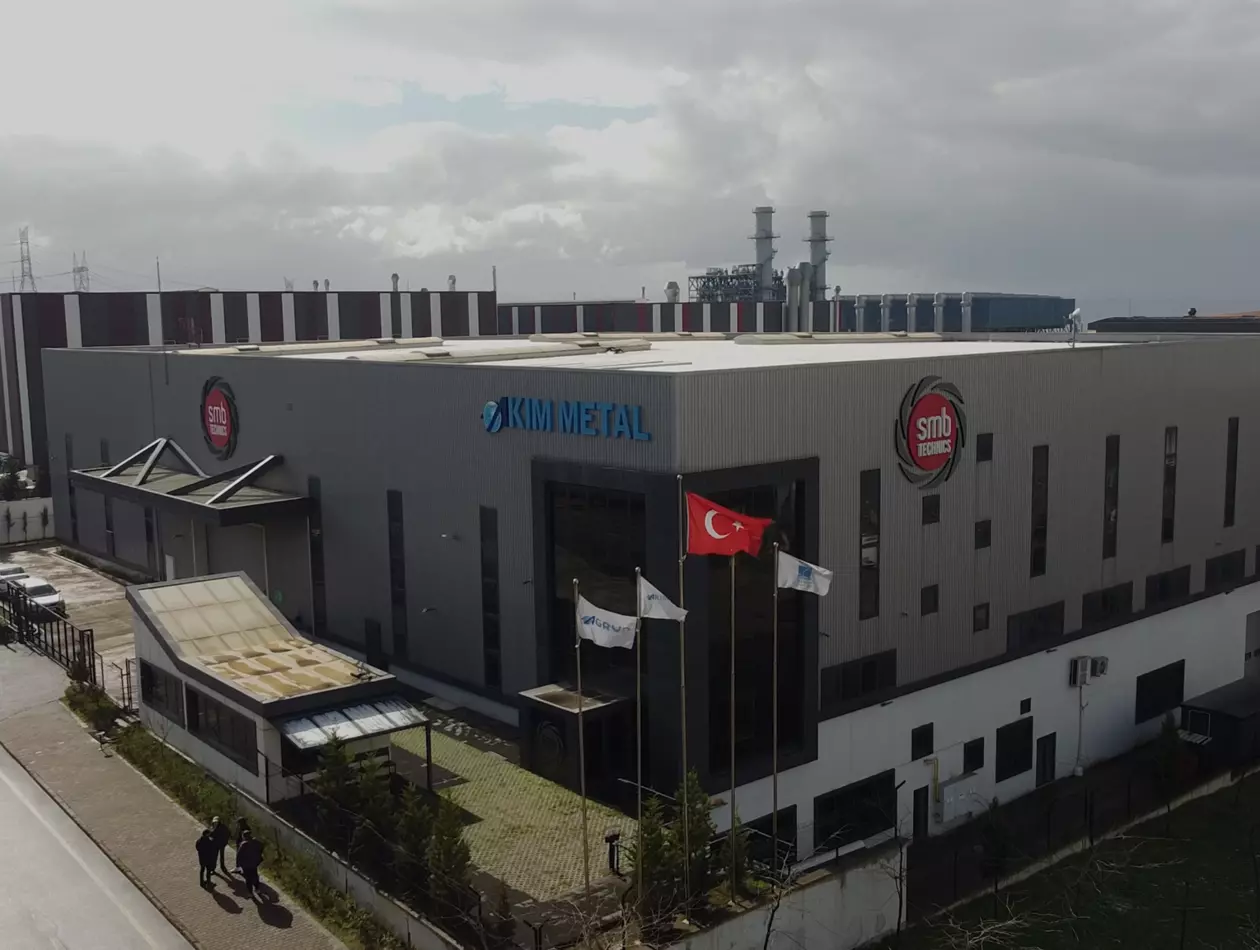 Akim Metal - SMB Case Study picture
Thanks to FANUC’s 0i-TF Plus CNC and superior motor technology, SMB lathe users are able to perform operations in a rapid, highly repeatable and accurate manner