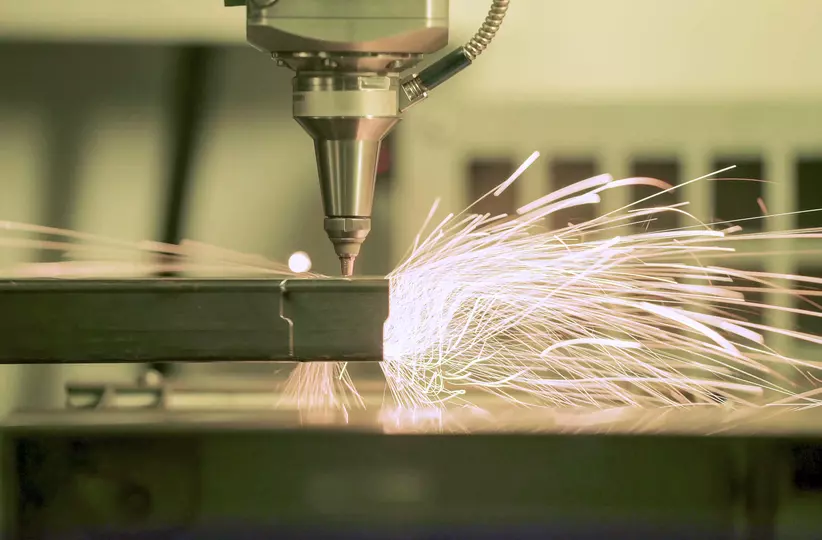 Image of CNC laser cutting application from the success story UMET (video snapshot)