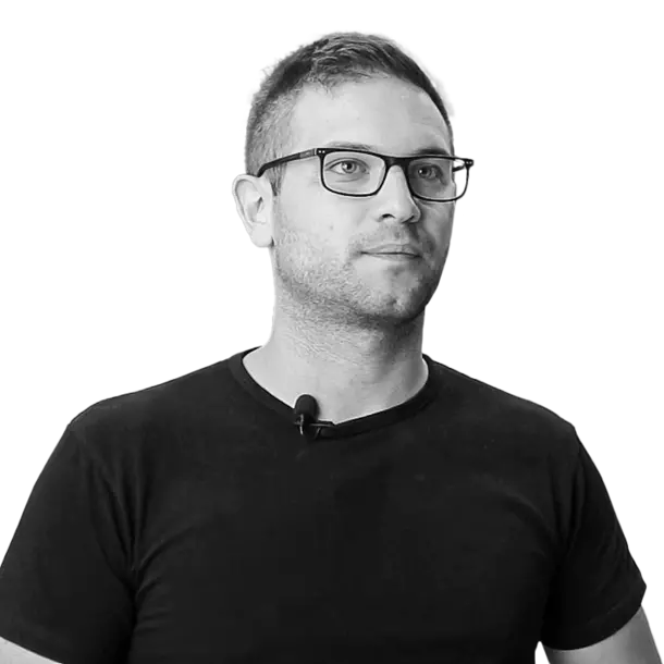 Success Story Metalac. Metalac specialises in creating kitchen sinks and bathtubs. Many tasks throughout industry are tailor-made for automation. Grinding and polishing are among this number, particularly when challenging materials make these processes slow and onerous for human operatives.