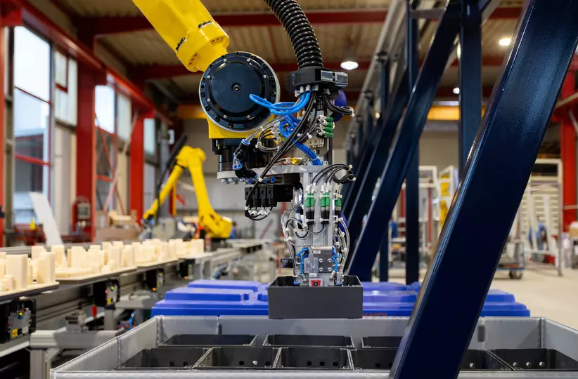 M-710iC/45M - Wide motion multipurpose robot