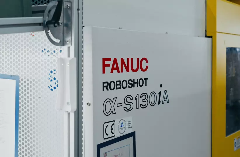 Služba Nitra case study pictures

The Slovakian company supplies mostly to the automotive sector and has transformed its production by adopting ROBOSHOT injection moulding machines and industrial robots. The company has significantly increased productivity while cutting energy consumption and reducing error rates.