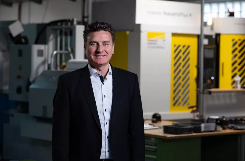 Success story about successful implementation of FANUC Robodrill and a FANUC robot at the German company Grip GmbH. 