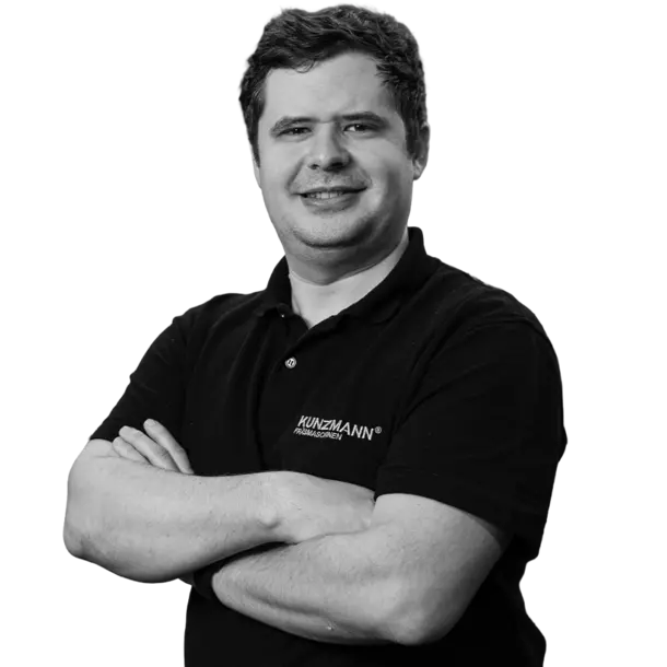 Kunzmann Case Study pictures: the machine tools builder introduced a FANUC CRX collaborative robot to facilitate both training and production activities