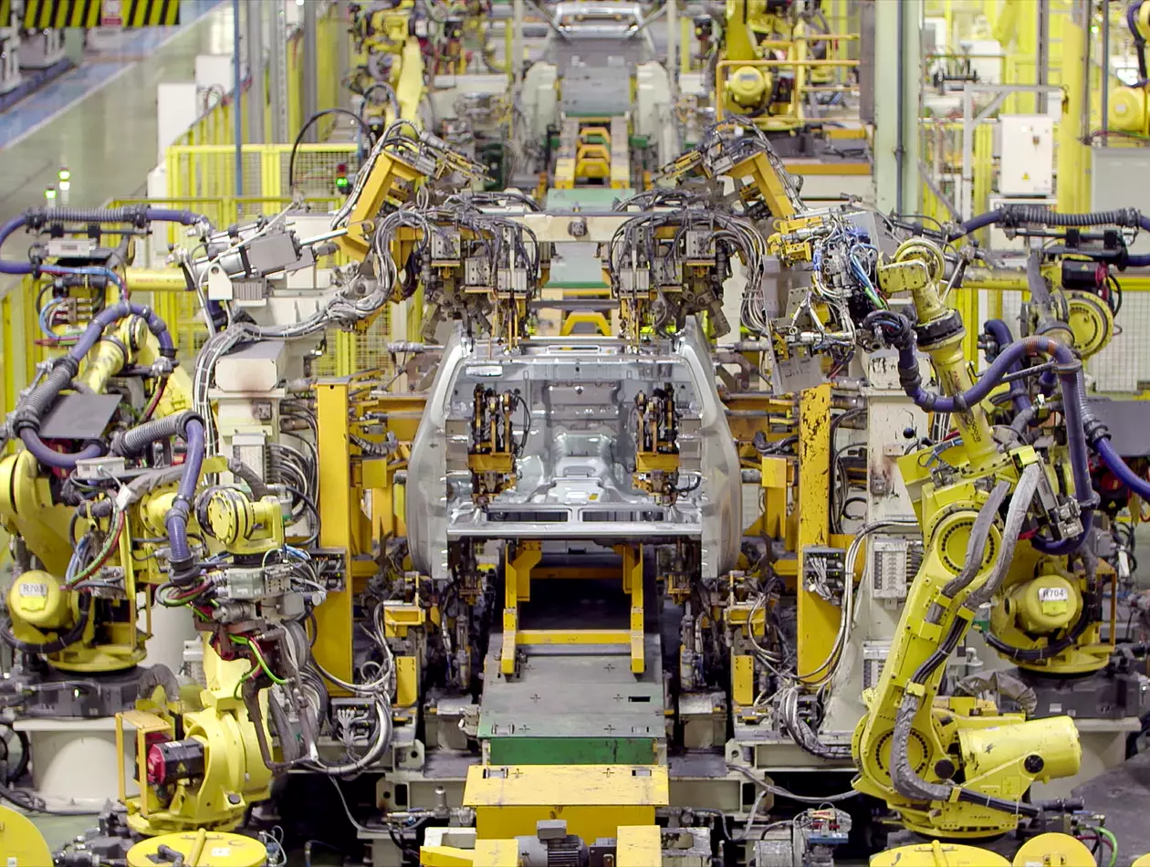 Success story about successful implementation of FANUC Robots at Nissan Motor Ibérica. FANUC robots are used to automate tasks such as welding, sealing and handling, providing worry-free production and repeatable operations.
