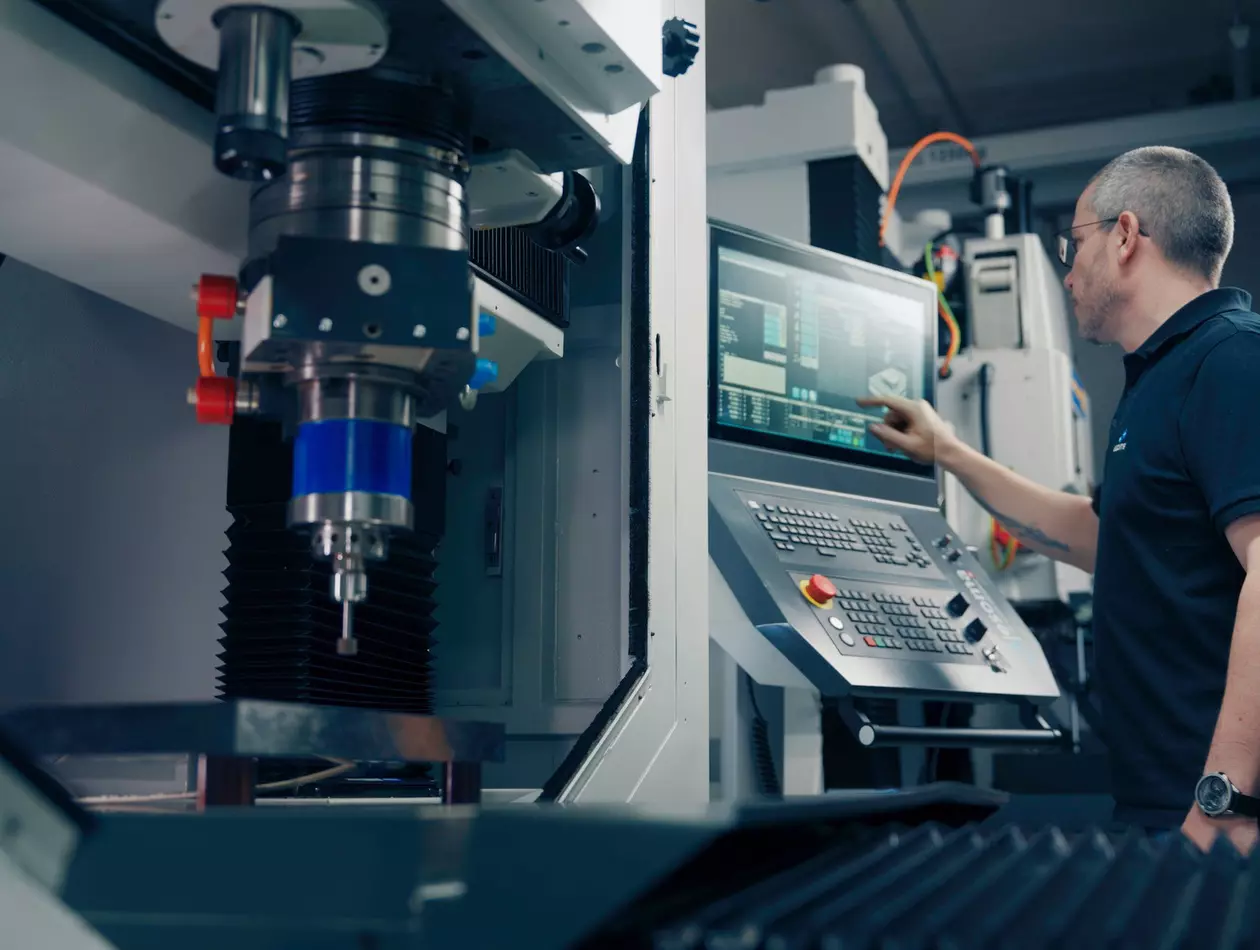 ESOMA restores CNC grinding machines to like‑new performance with FANUC retrofit solutions
