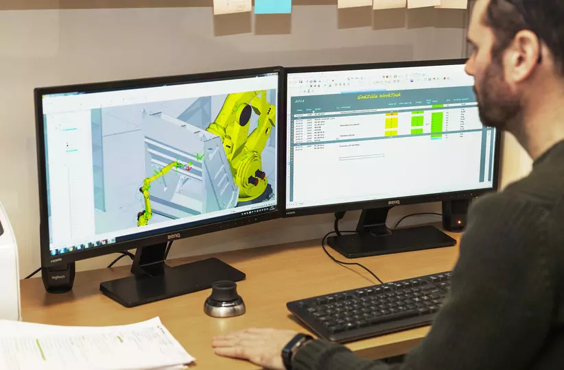 Success story about the successful implementation of FANUC heavy-duty robot M-2000iA/2300 and a FANUC Arc welding robot at NTM's Finnish plant