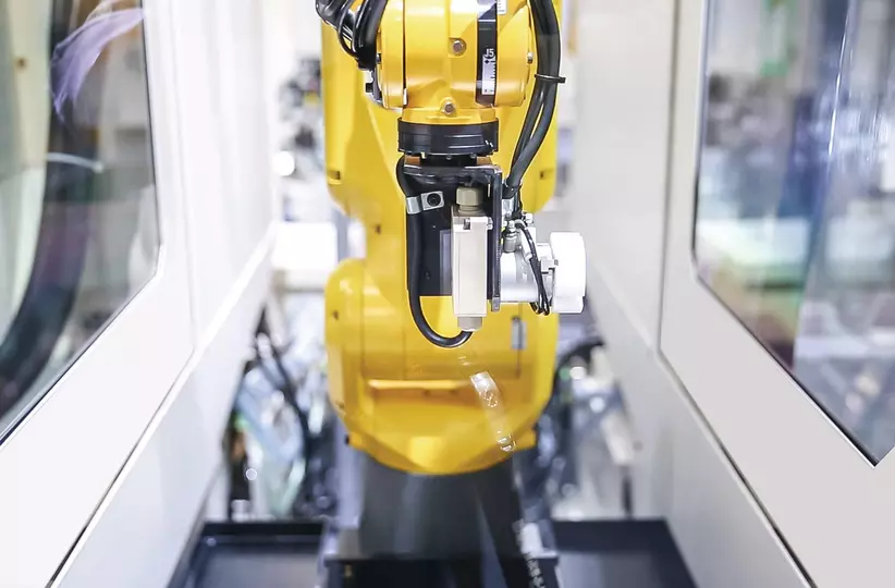 Machine tending with FANUC Robot. FANUC LR Mate Robot loading/unloading FANUC Robodrill machining center.