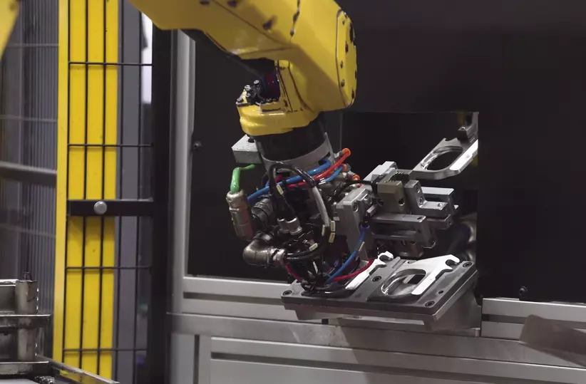 TRAFIME is an important Italian company active with three plants and exporting 80% of its production. After having adopted FANUC technology for ROBODRILL and robots, TRAFIME decided to install FANUC FIELD System to monitor their production and increase machine availability. Discover their experience with the FANUC original IIoT platform and all the advantages of an on premise solution.