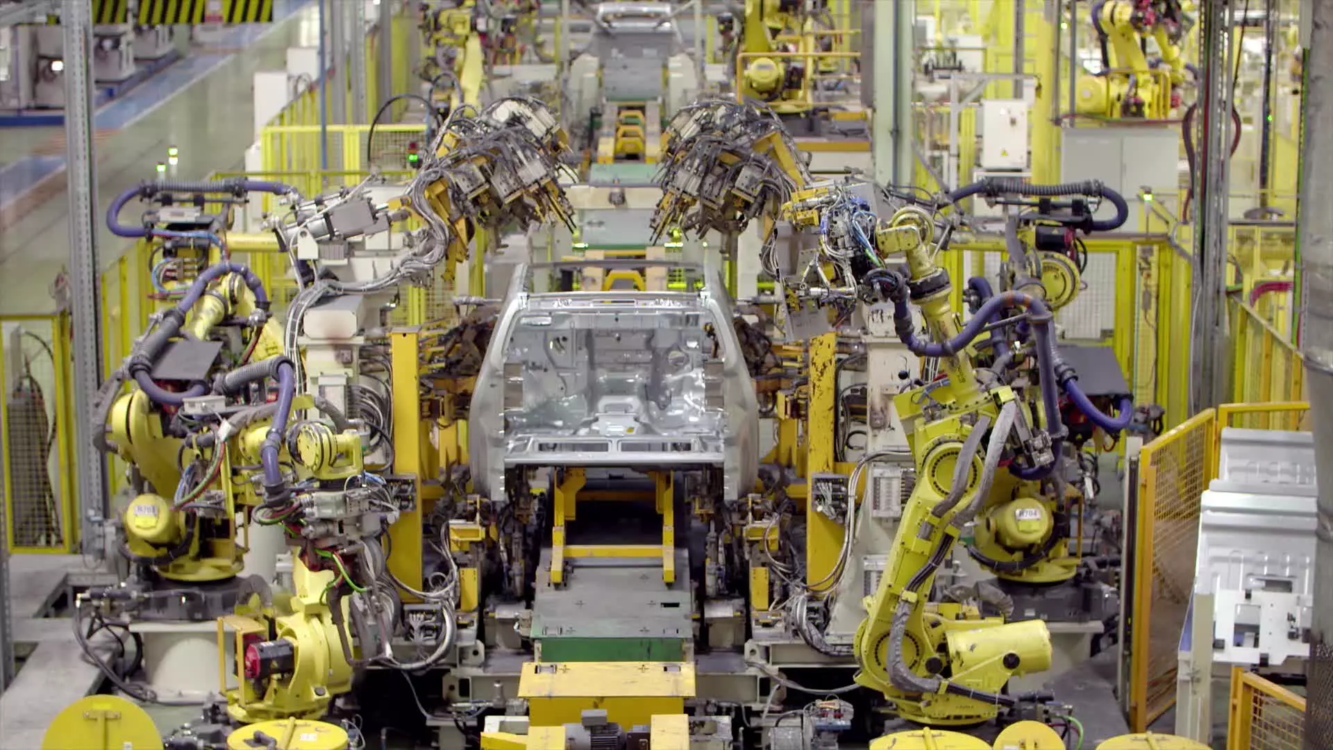 Success story about successful implementation of FANUC Robots at Nissan Motor Ibérica. FANUC robots are used to automate tasks such as welding, sealing and handling, providing worry-free production and repeatable operations.