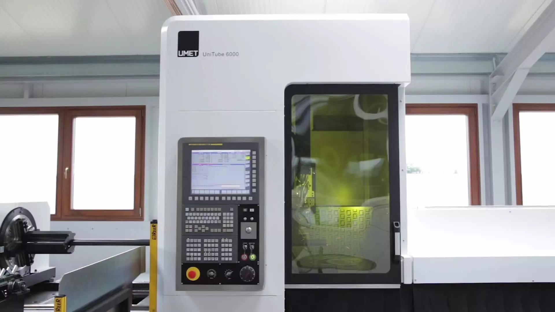 Tăiere laser cu FANUC CNC