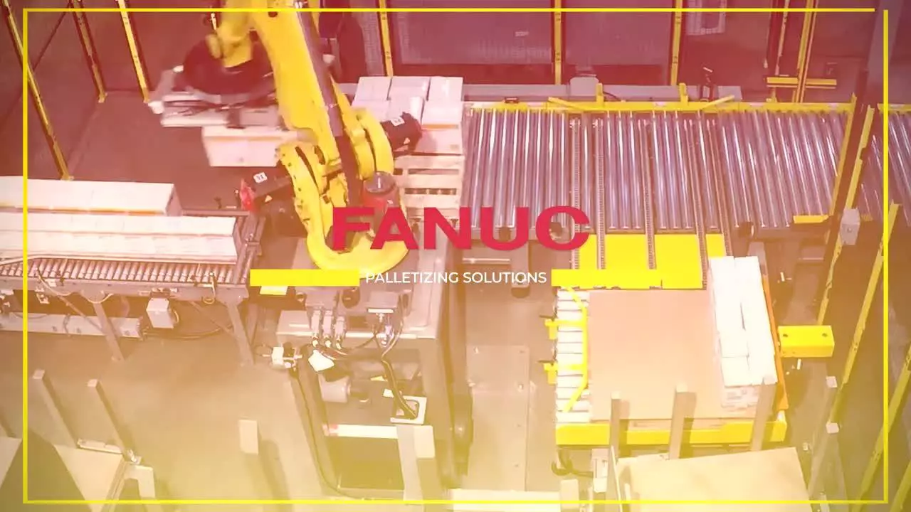 Paletizado robotizado de doble caja con enfardadora de cartón angular