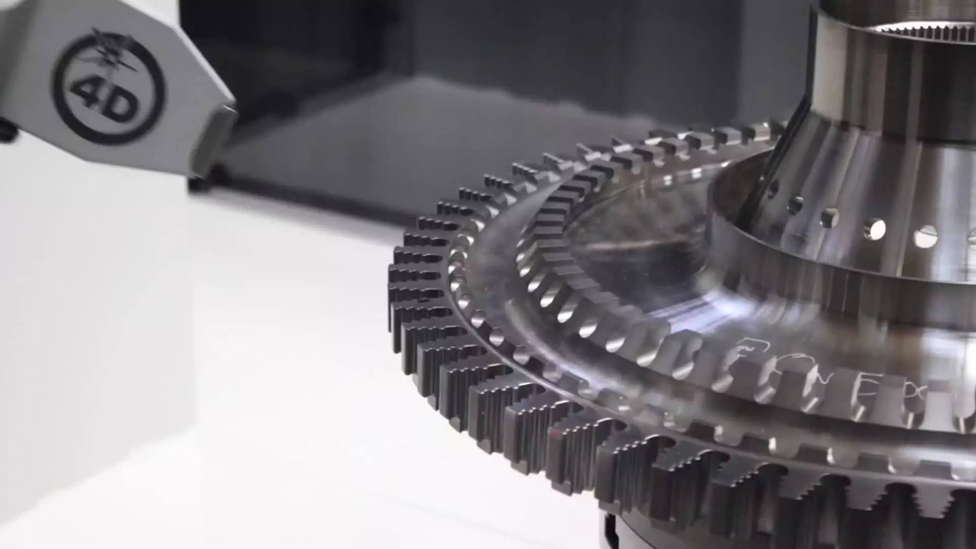 CRX Cobot Havacılık ve Uzay Güvenliği Görevini 12 Saatten 10 Dakikaya İndirmeye Yardımcı Oluyor